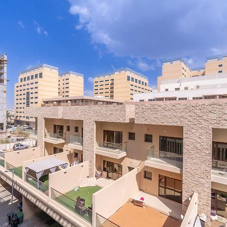 A Hassle-Free Living Studio Apartment Dubai Exterior photo